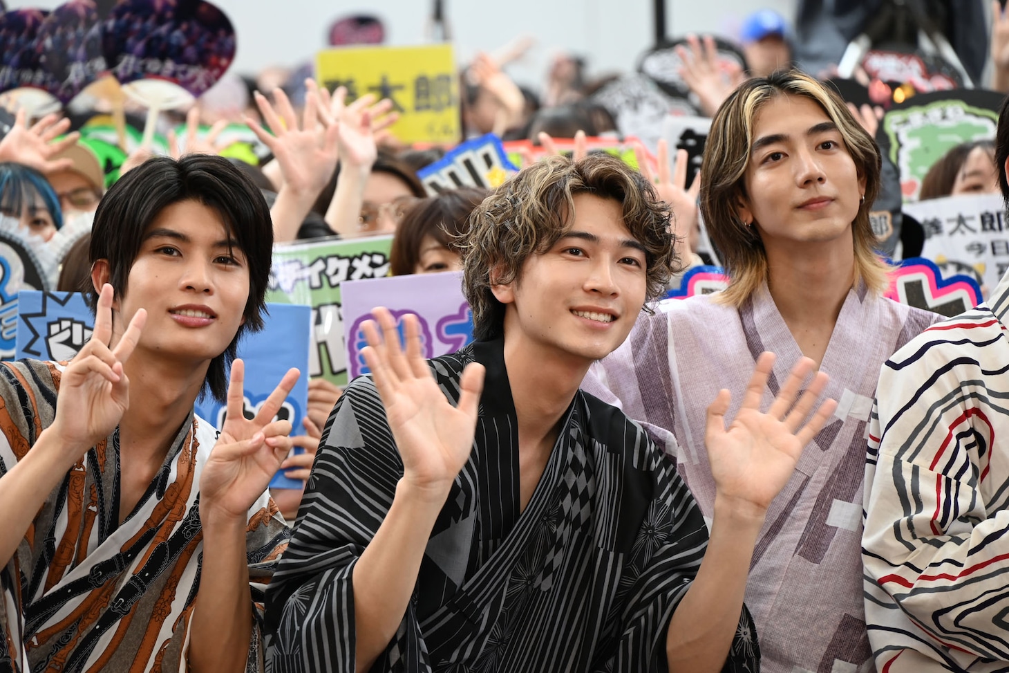 左から柊太朗、庄司浩平、駒木根葵汰。