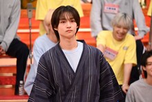 志賀李玖（ICEx）の“胸キュン演技”の様子。