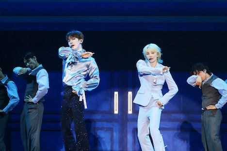 JEONGHANとWONWOO。(P)&(C) PLEDIS Entertainment