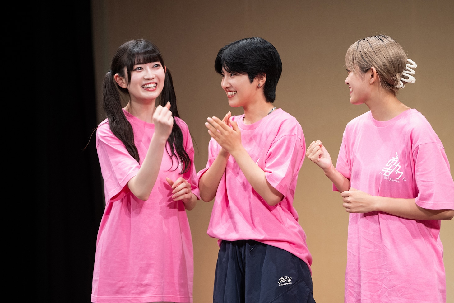 律月、小島、岸本
