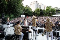 EGO-WRAPPIN'「Dance, Dance, Dance」東京公演の様子。