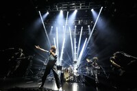 LÄ-PPISCH（撮影：緒車寿一）