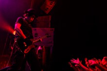 杉本恭一（撮影：緒車寿一）