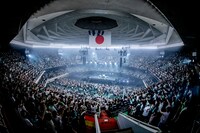 「UNISON SQUARE GARDEN 20th Anniversary LIVE "ROCK BAND is fun"」の様子。（Photo by Viola Kam［V'z Twinkle］）