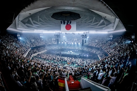 「UNISON SQUARE GARDEN 20th Anniversary LIVE "ROCK BAND is fun"」の様子。（Photo by Viola Kam［V'z Twinkle］）