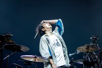 鈴木貴雄（Dr）（Photo by Viola Kam［V'z Twinkle］）