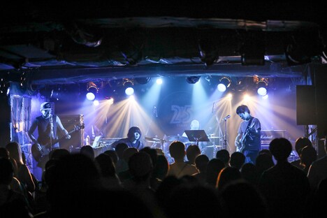 sleepy.ab（撮影：内藤まみ）