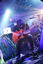 山内憲介（G）（撮影：内藤まみ）