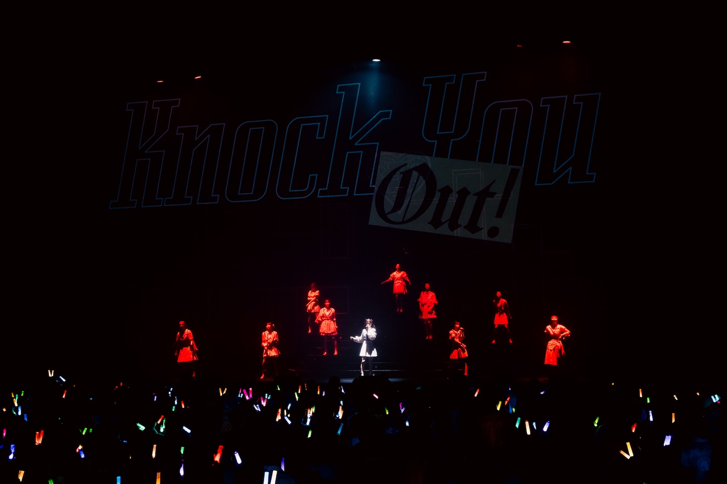 「私立恵比寿中学 15th Anniversary Tour 2024 ～the other side of indigo hour～」TOKYO DOME CITY HALL公演の様子。