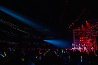 「私立恵比寿中学 15th Anniversary Tour 2024 ～the other side of indigo hour～」TOKYO DOME CITY HALL公演の様子。