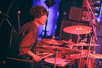 田中優希（Dr）（撮影：後藤壮太郎）