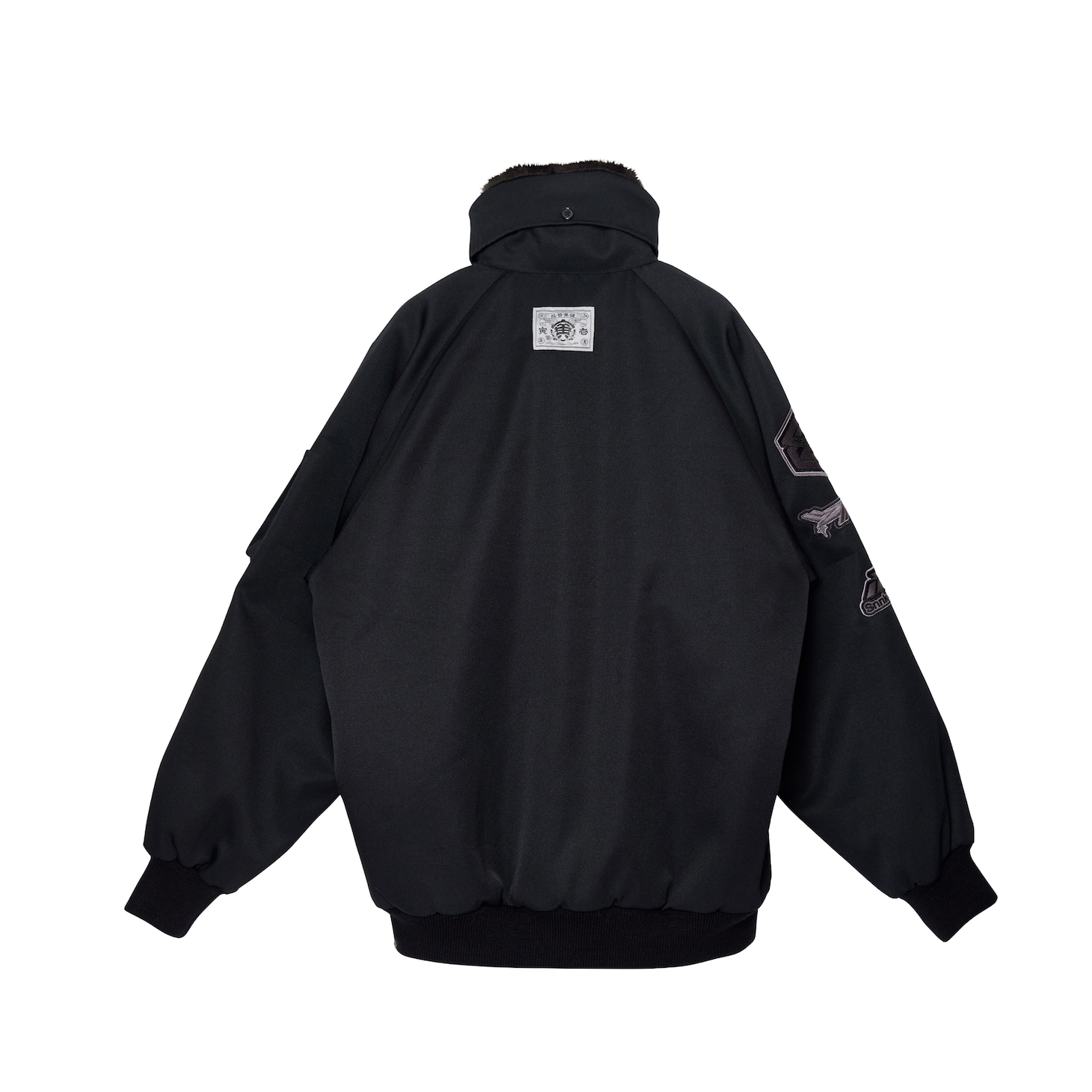 寅壱とずっと真夜中でいいのに。のコラボ企画商品。
