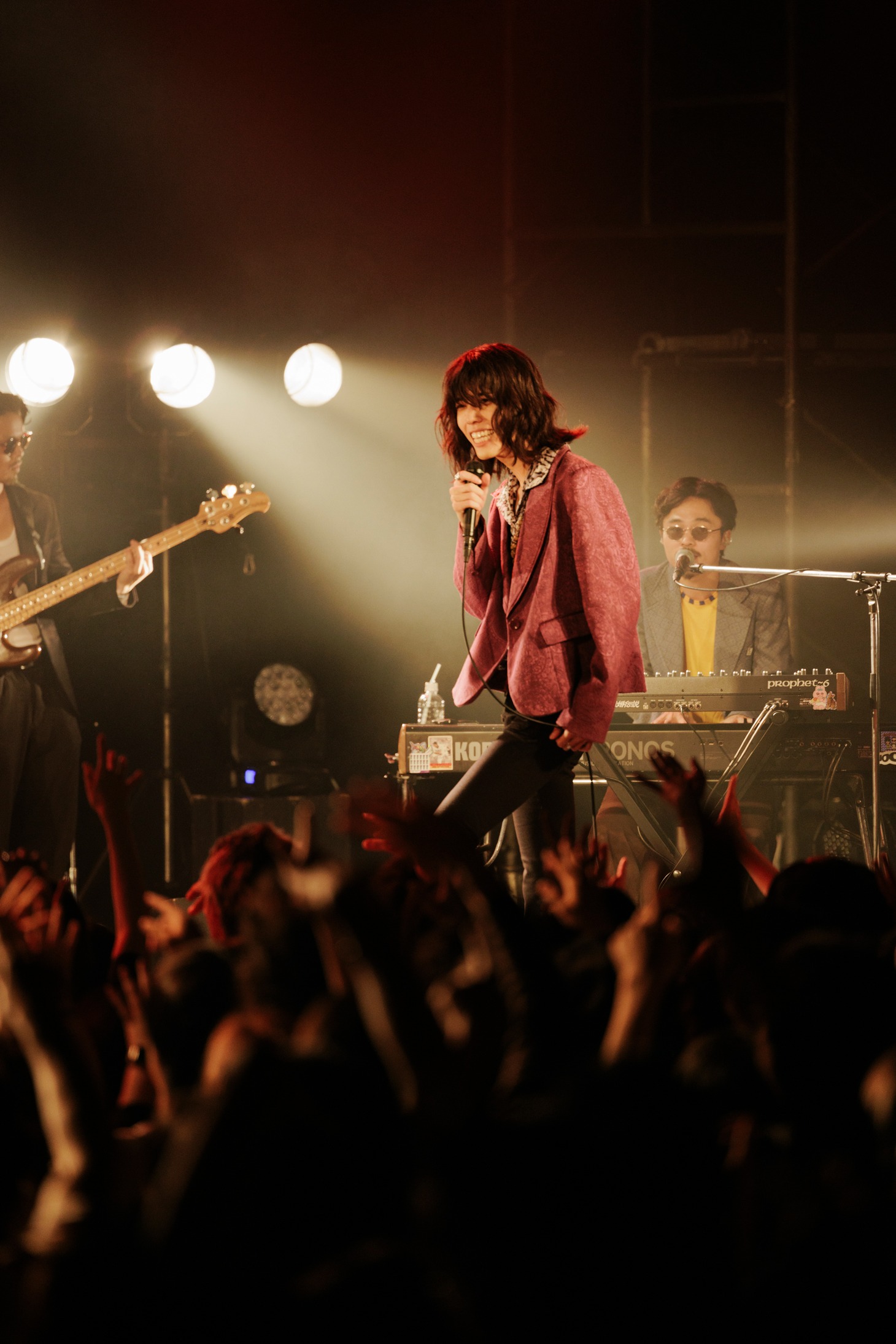 「1st ONEMAN TOUR『渚のランデブー』」最終公演の様子。