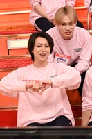 音に乗るタカシ（超特急）。