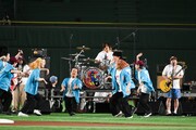 サンボマスターのパフォーマンスの様子。