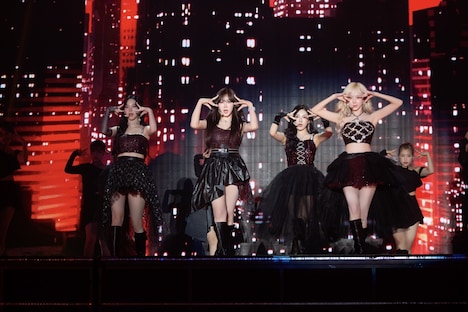 aespa「2024 aespa LIVE TOUR - SYNK : Parallel Line」の様子。