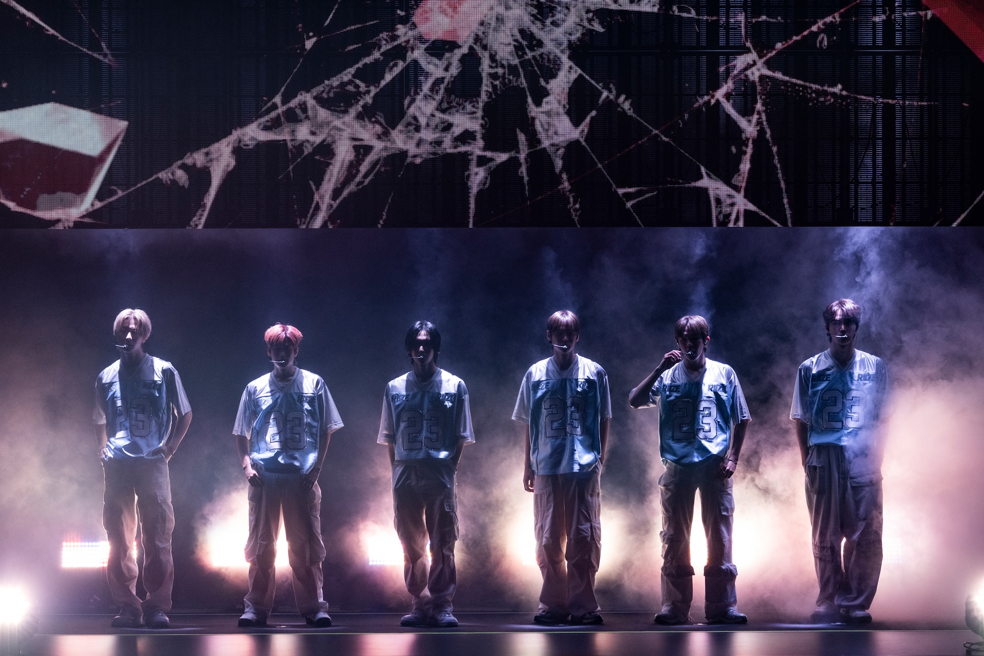 RIIZEの日本ホールツアー、ショウタロウ凱旋公演で開幕「ゆくゆくは