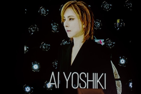 「AI YOSHIKI」メイキング映像より。