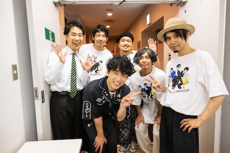 「後藤輝基“ホイップ”ツアー2024 plus 藤井隆！」東京・ヒューリックホール東京公演より、バックステージの様子。