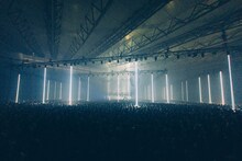 「Vaundy one man live "HEADSHOT" at Makuhari Messe」の様子。（撮影：日吉"JP"純平、太田好治）