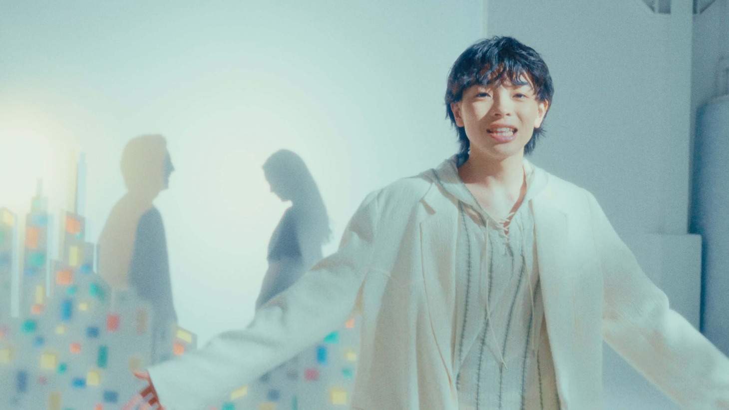 imase「エトセトラ」ミュージックビデオより。