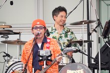 奥田民生と伊地知潔。