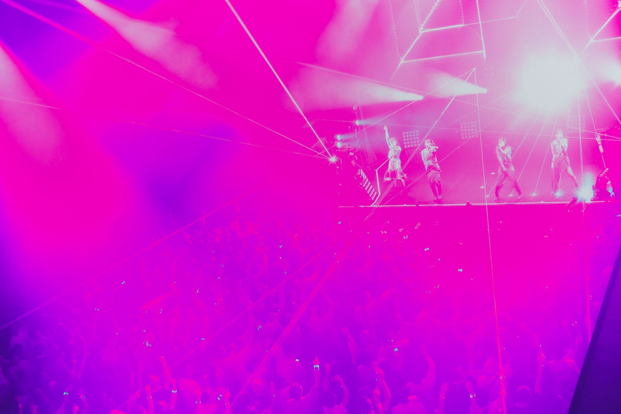 ExWHYZ、苦難を乗り越えて迎えた豪雨のツアーファイナル「完走できてよかった！」