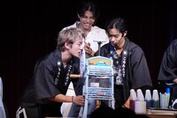 異様にかき氷機に詳しい浦川翔平（左）。