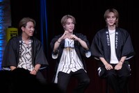 左から陣、藤原樹、吉野北人。