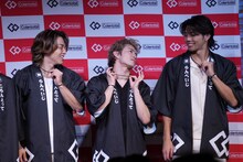 左からRIKU、浦川翔平、武知海青。