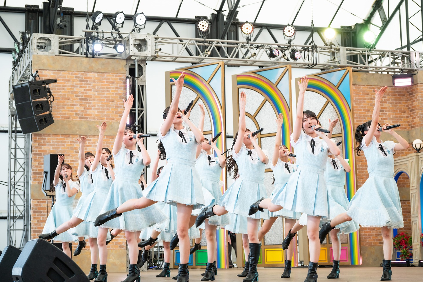 STU48