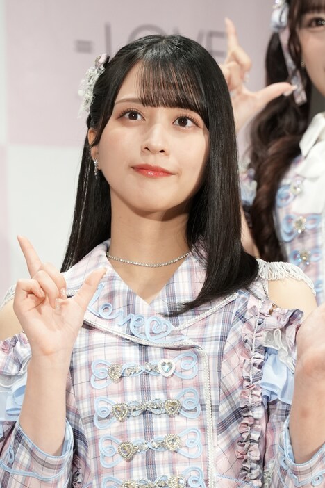 佐々木舞香(=LOVE)