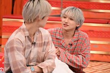 手前からアロハ（超特急）、FUMIYA（BUDDiiS）。