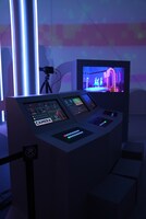 「IMA IMA IMA」の展示。