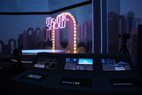 「IMA IMA IMA」の展示。