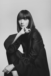 シシド・カフカ、デビュー12周年記念ライブ開催