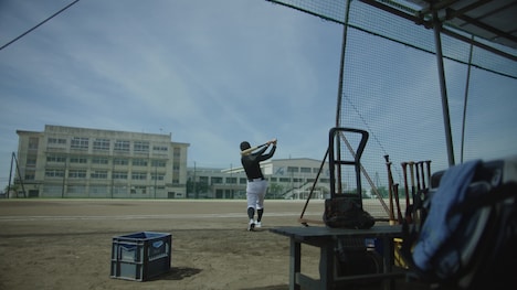 ねぐせ。「ずっと好きだから」ミュージックビデオより。