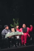 左から澤部渡、街裏ぴんく。(撮影:廣田達也)