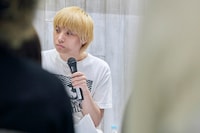 尾崎世界観（Vo, G）（撮影：岩本彩）