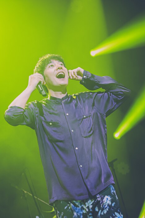 山村隆太（Vo, G）（撮影：白石達也）