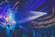 flumpool「15th Anniversary tour 2024『This is flumpool !!!! ～15の夜に逢いましょう～』」LINE CUBE SHIBUYA（渋谷公会堂）公演の様子。（撮影：白石達也）