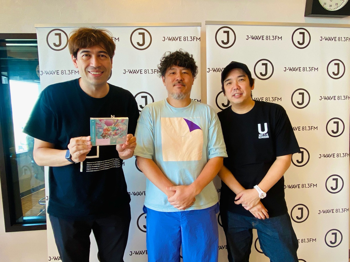 スキマスイッチとサッシャ。