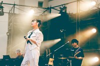 「TOMORI KUSUNOKI SUMMER LIVE 2024 -ツキノミチカケ-」大阪・大阪城音楽堂の様子。（撮影：渡邉 一生）