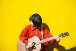 さとう。コロナ禍に生まれた楽曲「楽屋」配信リリース