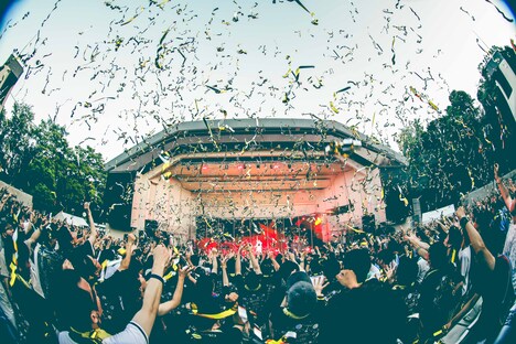 「back to back」披露中の様子。（撮影：渡邉一生）