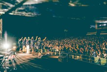 楠木ともり「TOMORI KUSUNOKI SUMMER LIVE 2024 -ツキノミチカケ-」の様子。（撮影：渡邉一生）