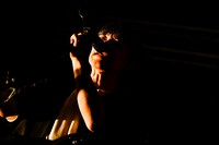 「The Cut」でラップを繰り出す小出祐介（Vo, G / Base Ball Bear）。（撮影：高田梓）