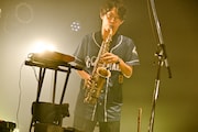 Galileo GalileiサポートメンバーのOhkubo Junya(Sax, Flute)。(撮影:高田梓)