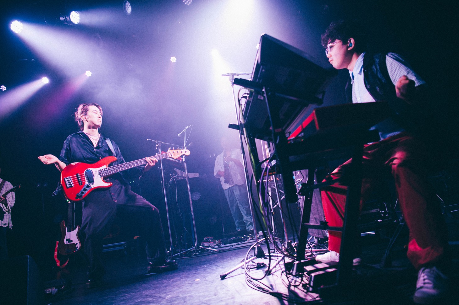 BREIMENのライブの様子。（Photo by Kana Tarumi）