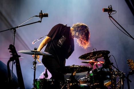 渡邊一丘（Dr）（Photo by Viola Kam［V'z Twinkle］）